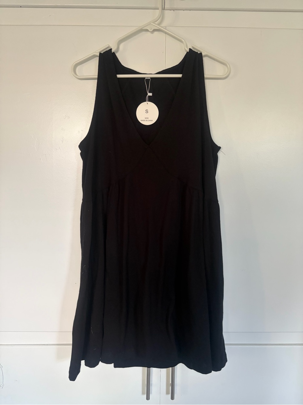 Amazon Black Sleeveless V-Neck Mini Dress